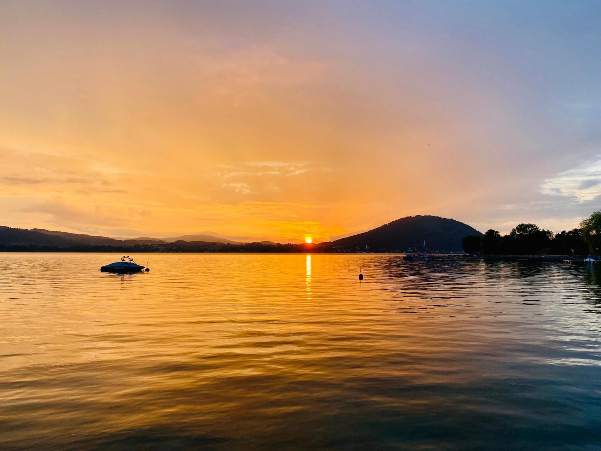 Orange Lounge Attersee Вайреґґ Екстер'єр фото